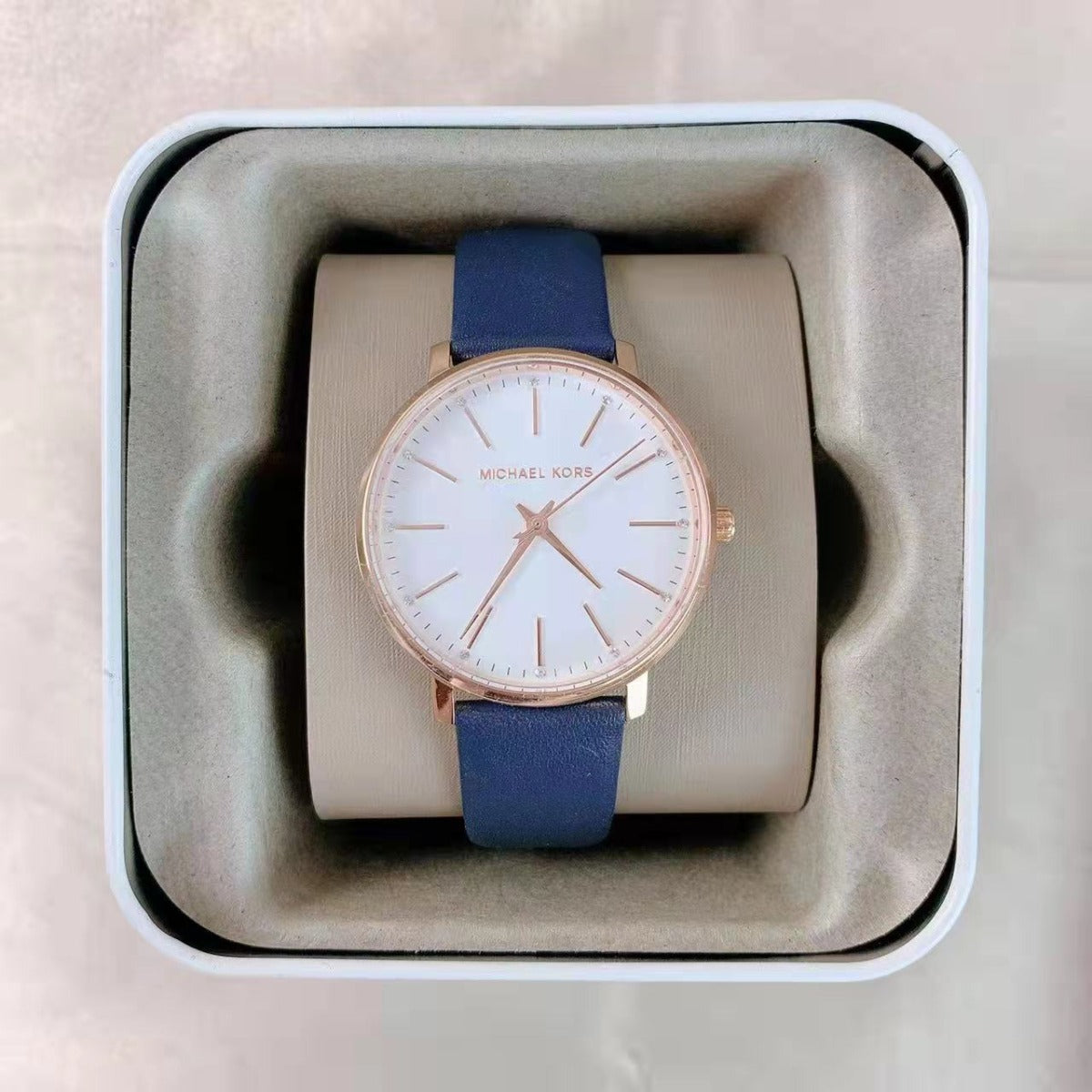 Michael Kors MK2893 Pyper Three-Hand Navy Leather Strap Michael Kors MK2893 Pyper Three-Hand Navy Leather Strap